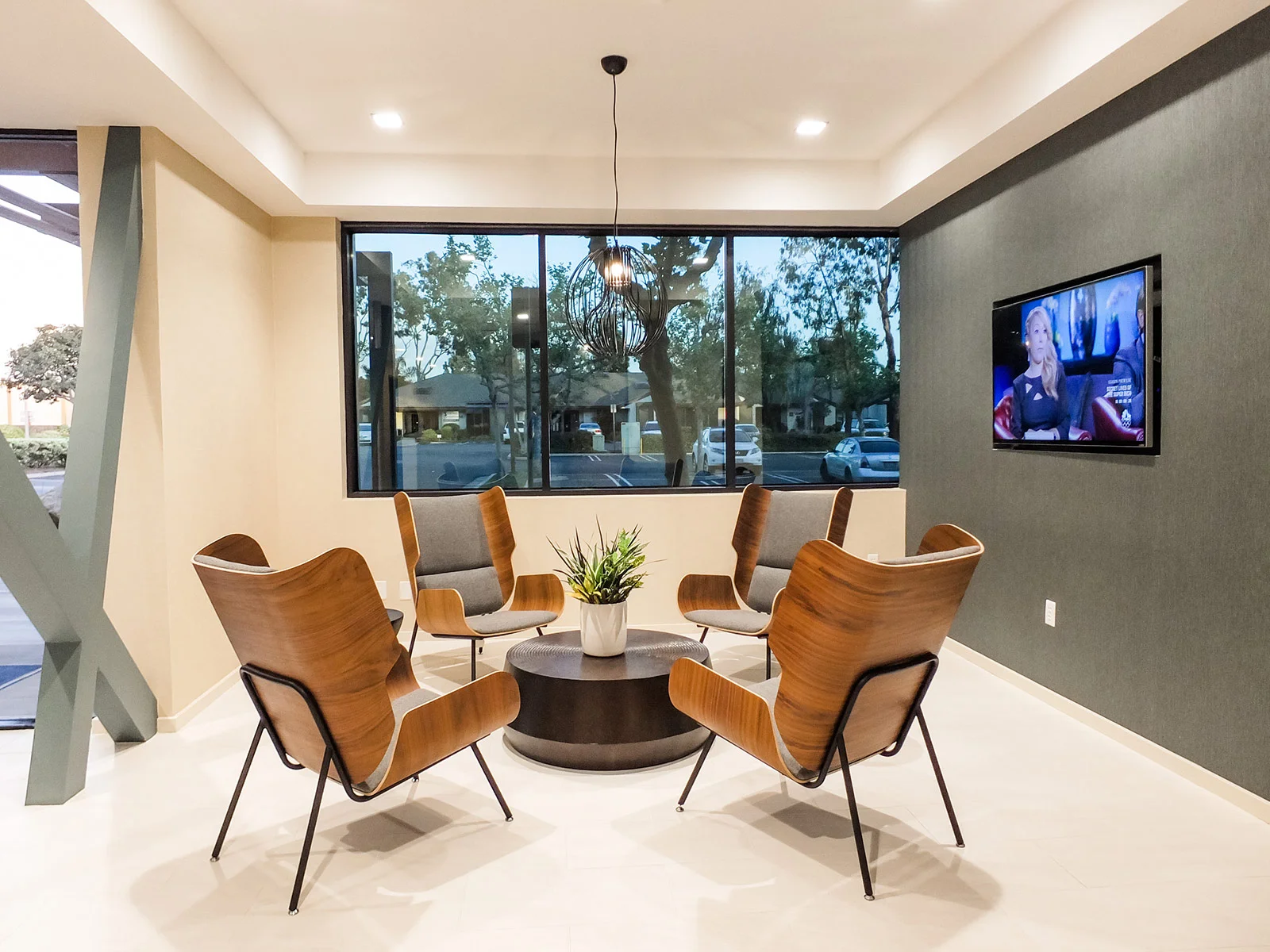 A modern corner seating area designed by KARDENT tenant improvement architects.